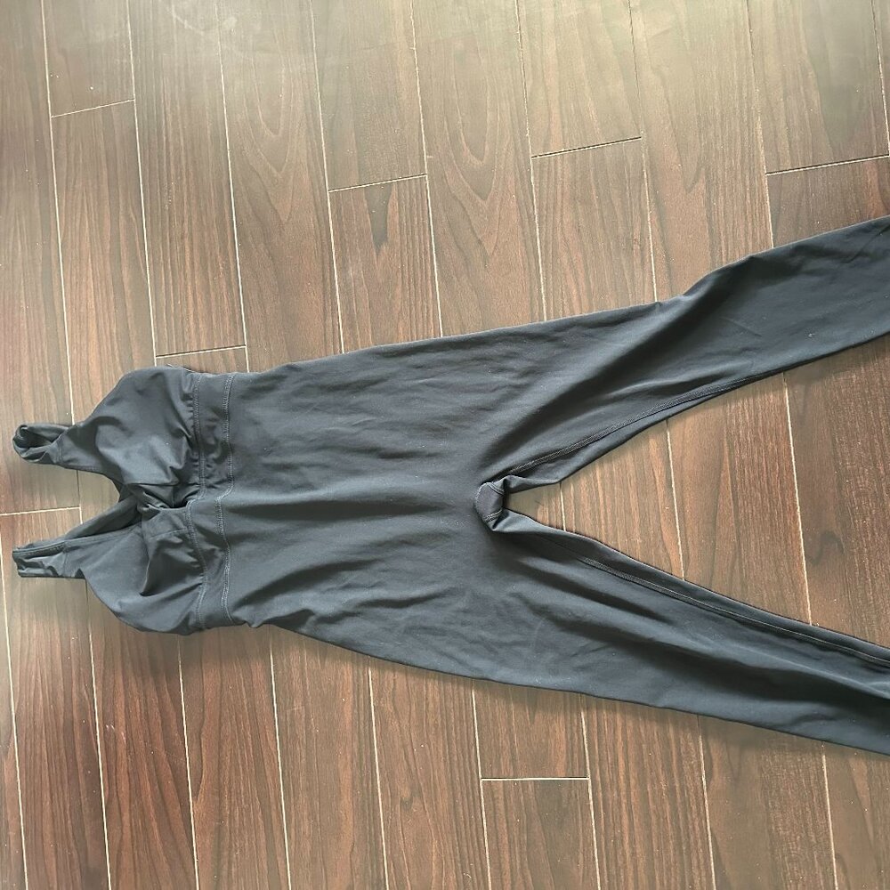 Fabletics Oasis Twist Front 7/8 Jumpsuit